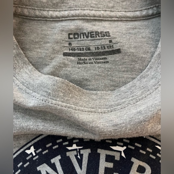 EUC Converse Chuck Taylor Youth Gray Tee w/Graphic; Size M 10-12 yrs; Unisex - Picture 3 of 8